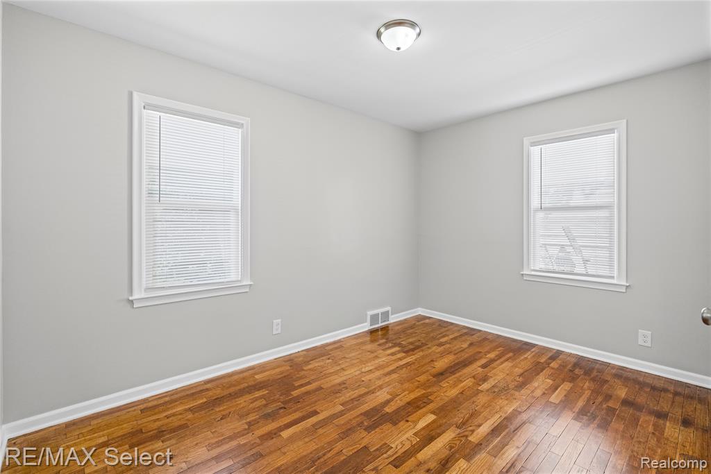 1920 Greenbrook Lane Property Photo 24