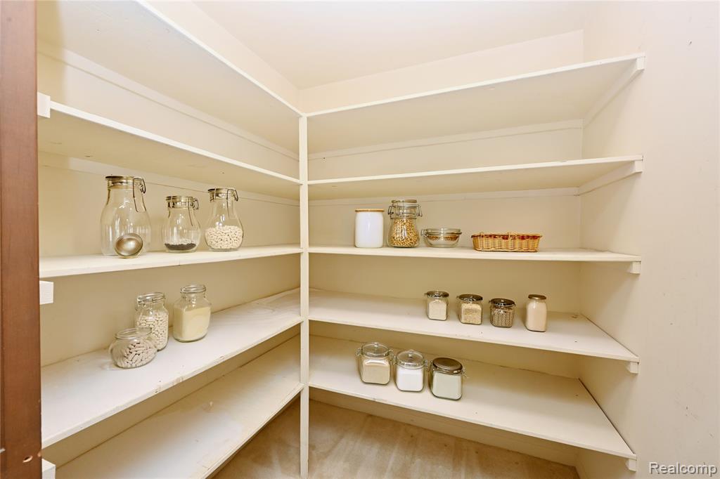 6011 Pebble Lane Court Property Photo 13