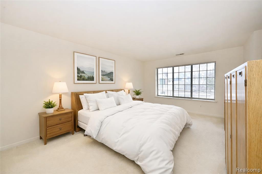 6011 Pebble Lane Court Property Photo 15