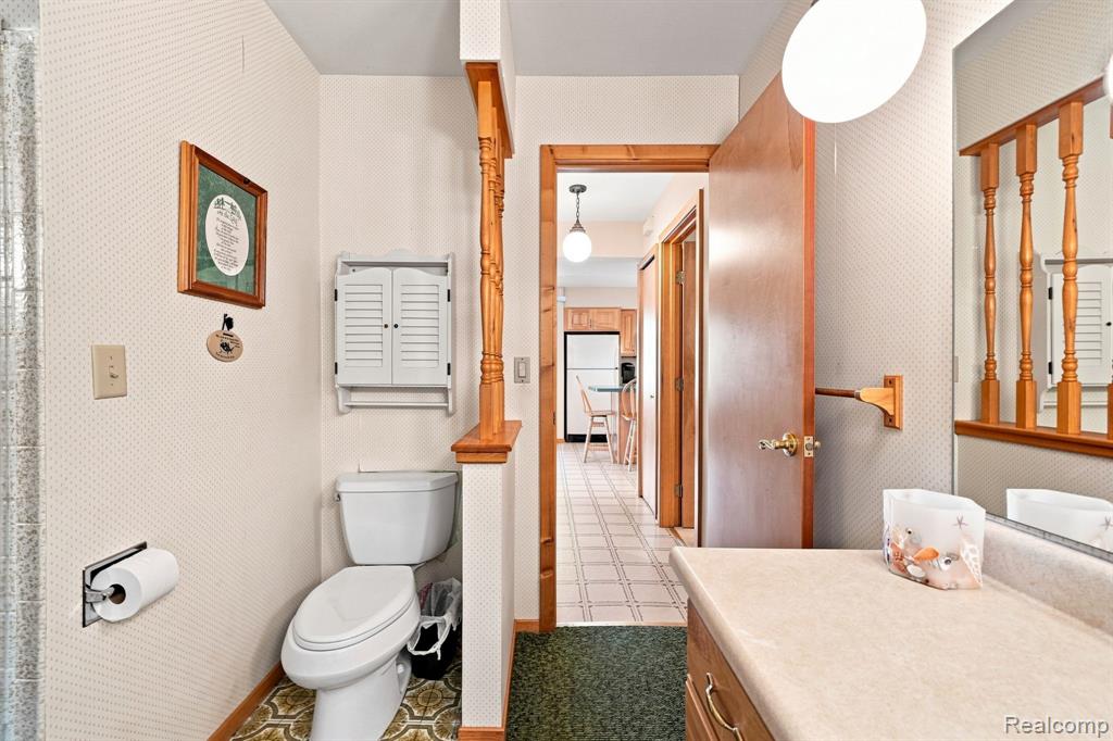170 Flagpoint Avenue Property Photo 42