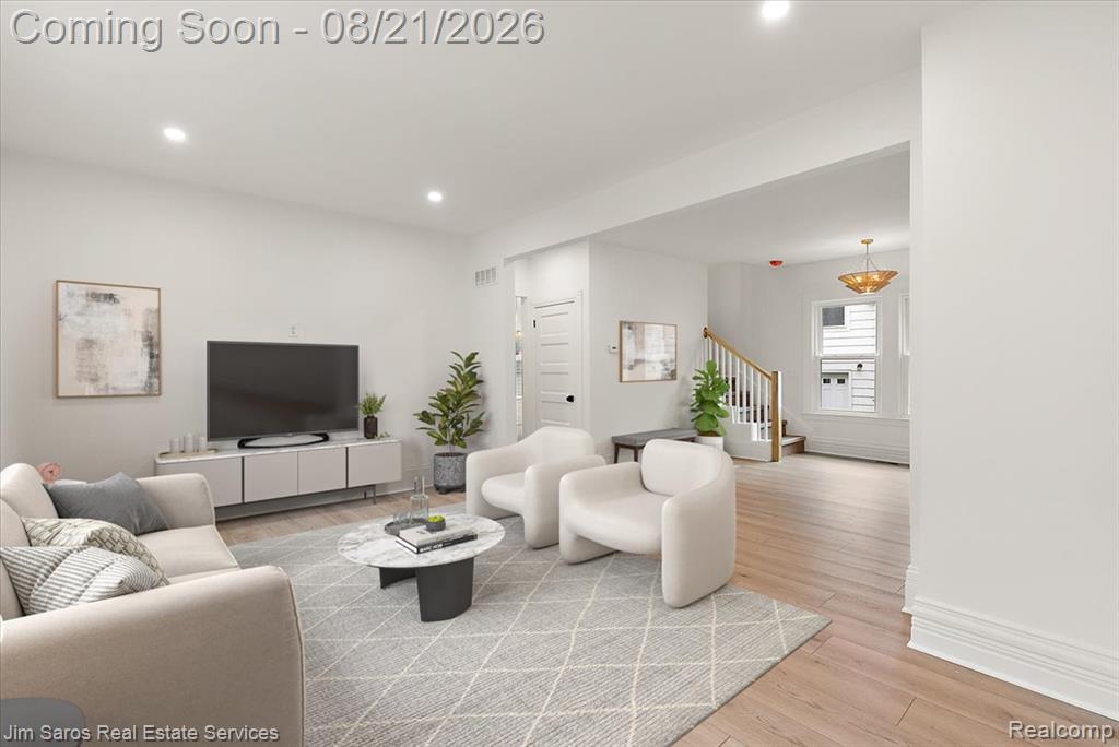 475 Saint Clair Avenue Property Photo 11