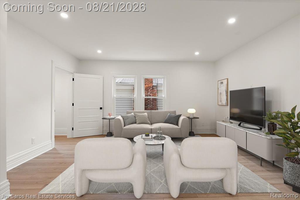 475 Saint Clair Avenue Property Photo 12
