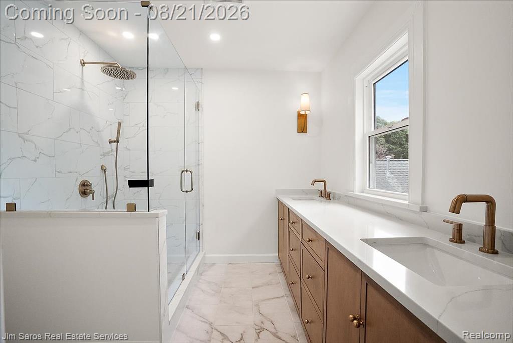 475 Saint Clair Avenue Property Photo 22