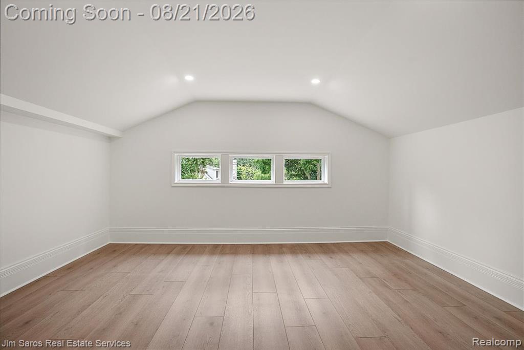 475 Saint Clair Avenue Property Photo 25