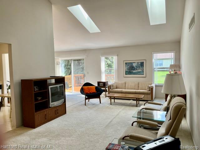 2176 Maplehurst Drive Property Photo 3