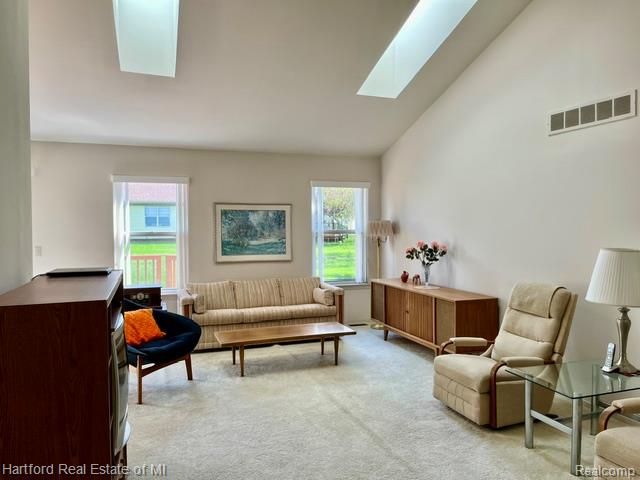 2176 Maplehurst Drive Property Photo 4