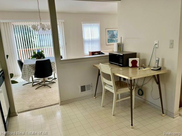 2176 Maplehurst Drive Property Photo 10