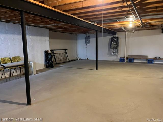2176 Maplehurst Drive Property Photo 20