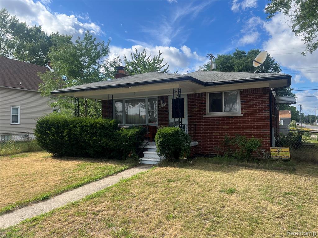 11283 Rivard Avenue Property Photo 1