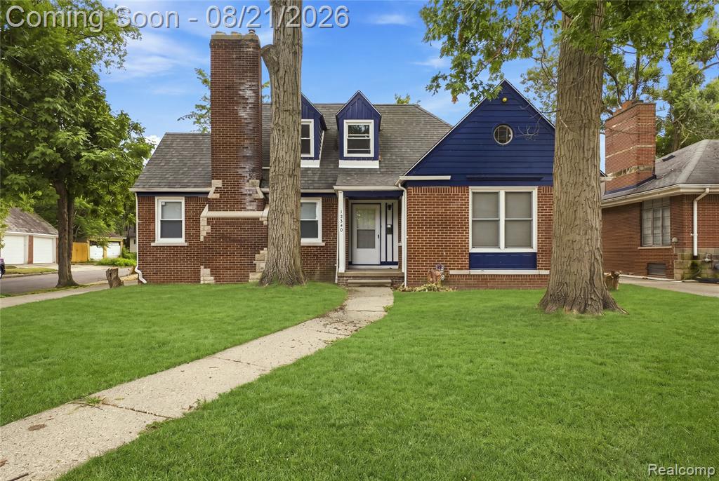 12540 E Outer Drive Property Photo 2