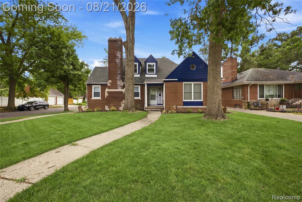 12540 E Outer Drive Property Photo 3