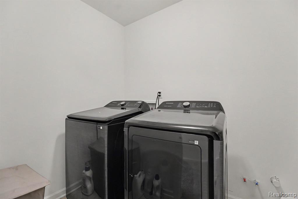 20847 Calabrese Drive Property Photo 18