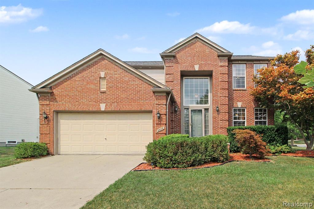 9889 High Meadow Drive Property Photo 1