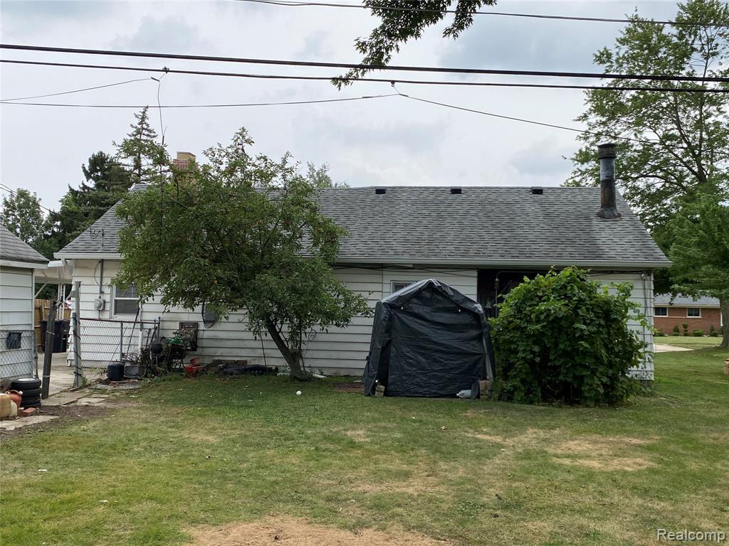 31050 Maplewood Street Property Photo 5