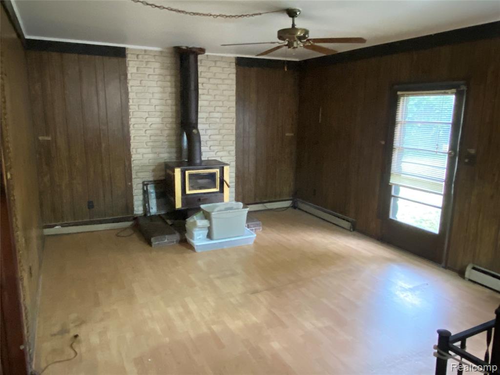 31050 Maplewood Street Property Photo 6