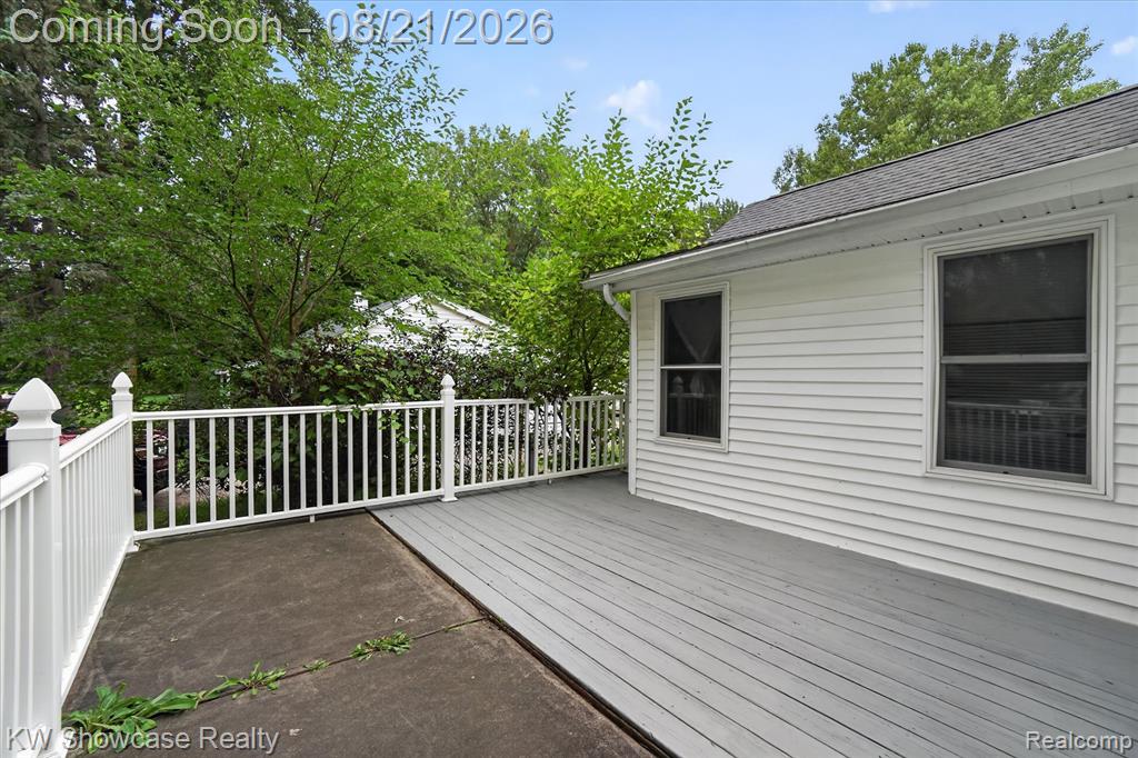 430 Power Street Property Photo 38