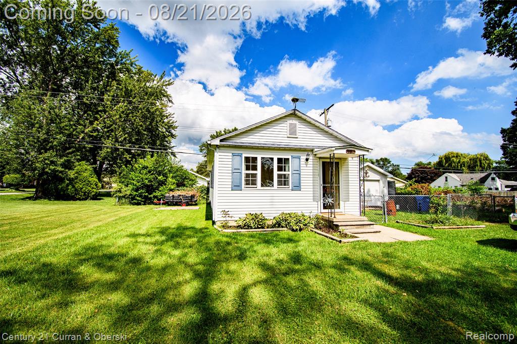 3013 Lakeview Street Property Photo 2