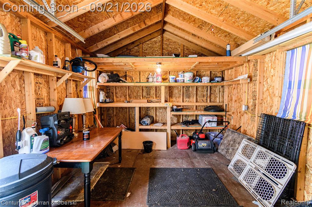 3013 Lakeview Street Property Photo 28