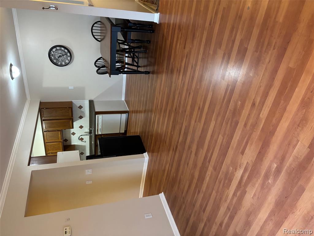 43256 Mound Road Property Photo 2