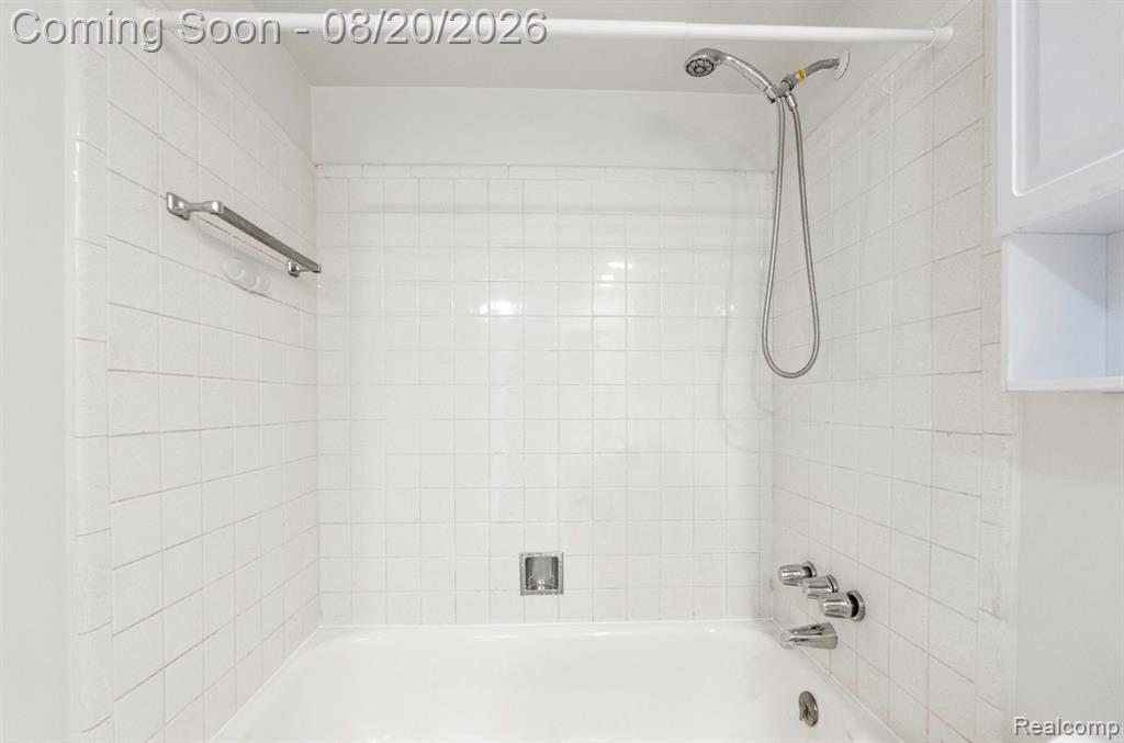 8140 Crestview Drive Property Photo 20