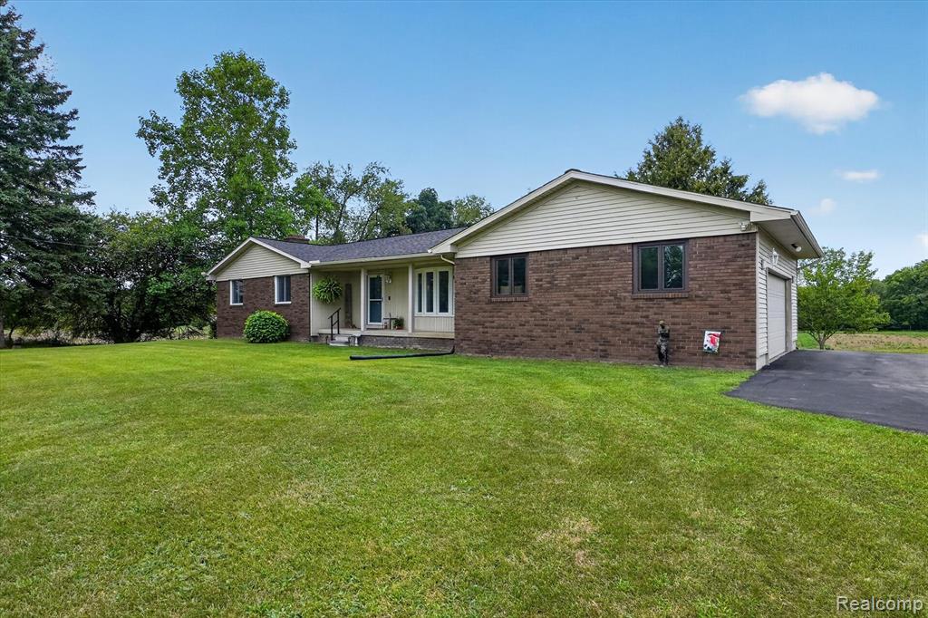 6895 Stow Road Property Photo 44