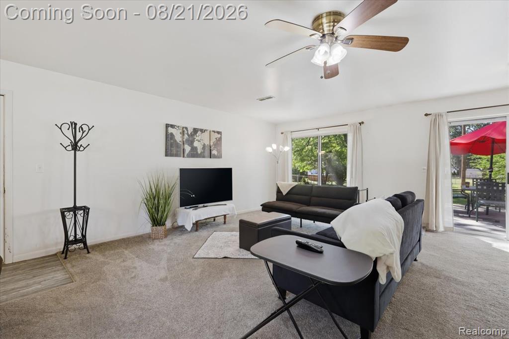 4845 Pelton Road Property Photo 6