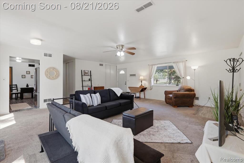 4845 Pelton Road Property Photo 7