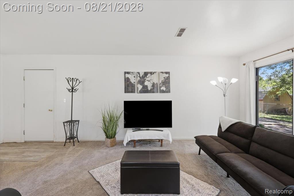 4845 Pelton Road Property Photo 8