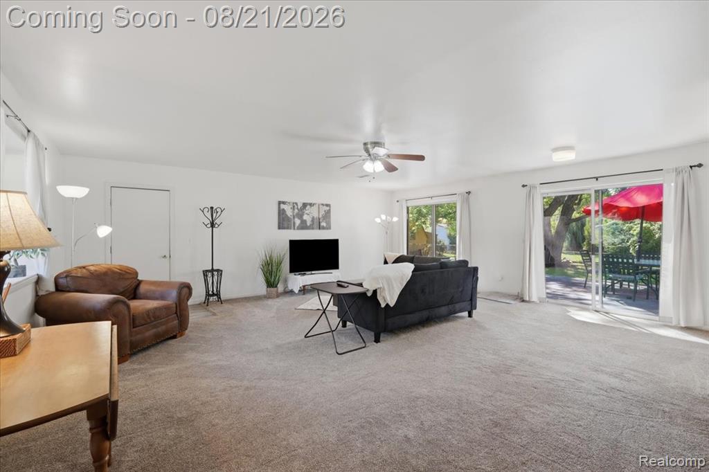 4845 Pelton Road Property Photo 9