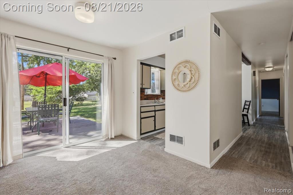 4845 Pelton Road Property Photo 11