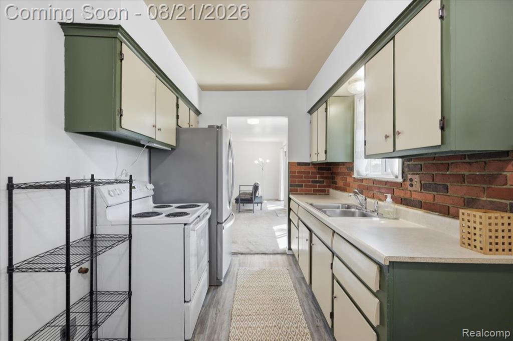 4845 Pelton Road Property Photo 13