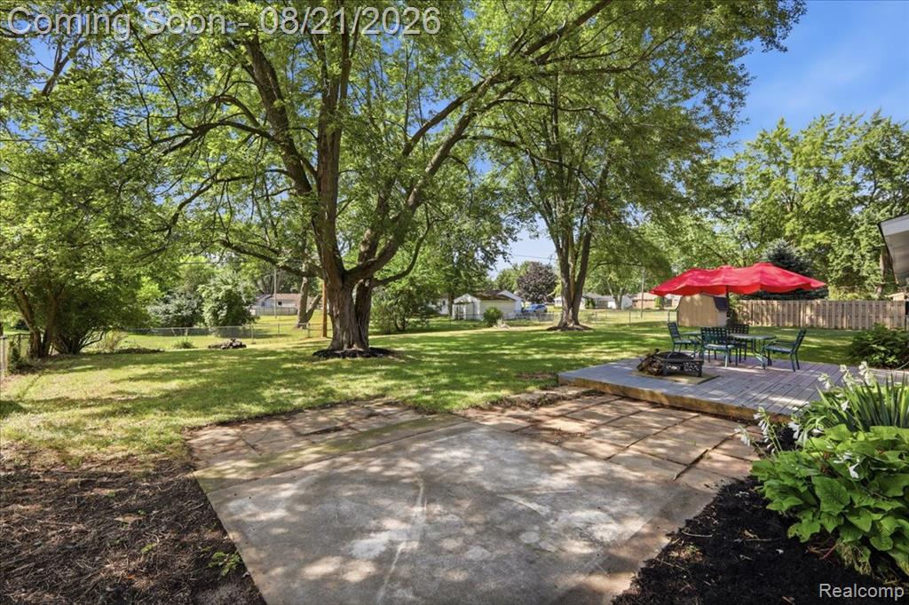 4845 Pelton Road Property Photo 28