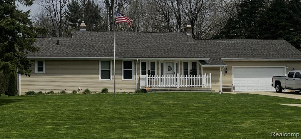 3015 3 Mile Road Property Photo 1