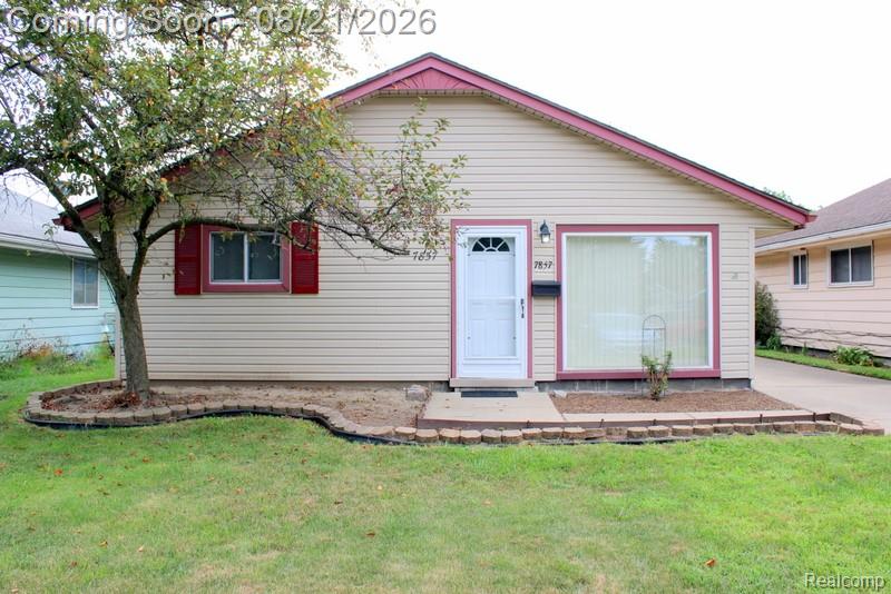 7857 Monroe Boulevard Property Photo 1