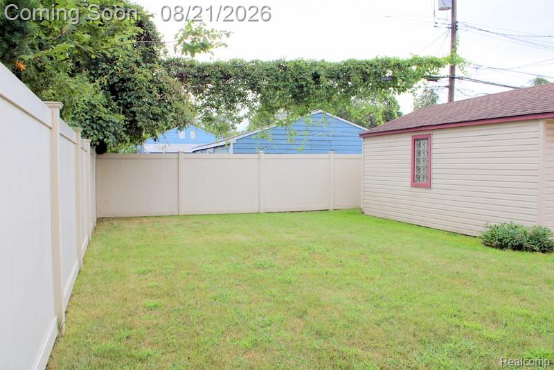 7857 Monroe Boulevard Property Photo 4