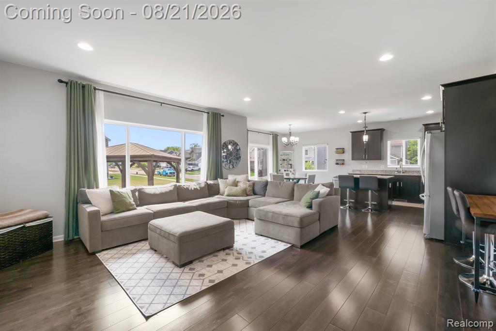 368 Beaver Run Property Photo 4