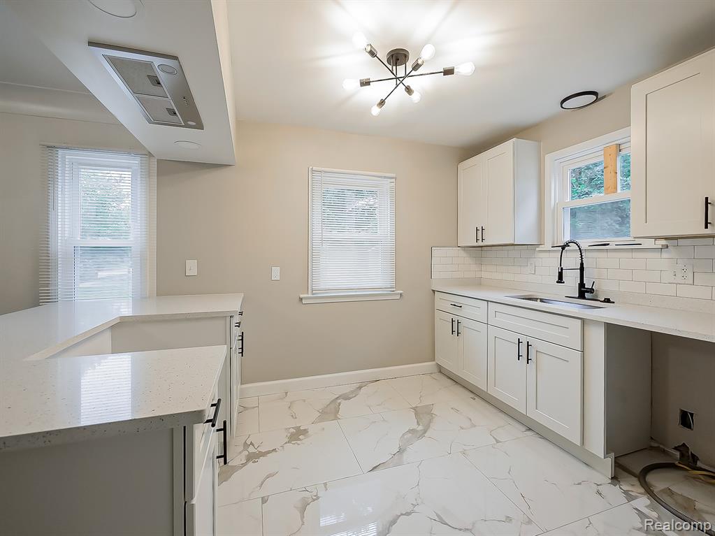 19211 Pierson Street Property Photo 8