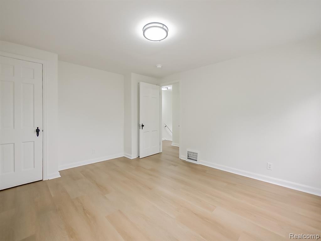 19211 Pierson Street Property Photo 18
