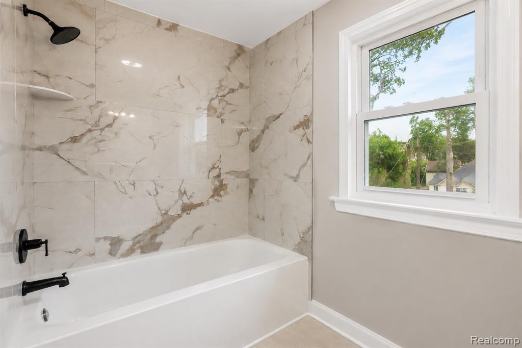19211 Pierson Street Property Photo 21