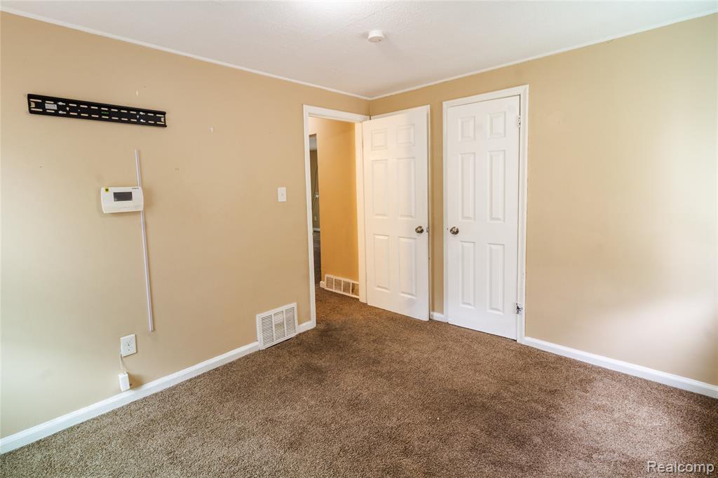 12324 Lansdowne Street Property Photo 14