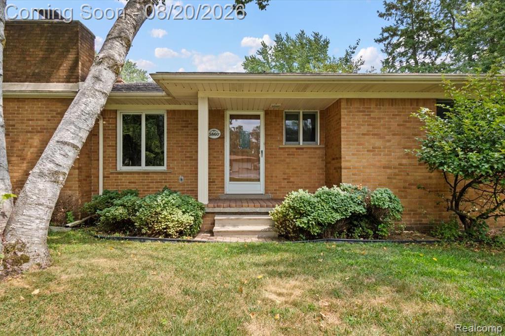 5860 Wright Drive Property Photo 4