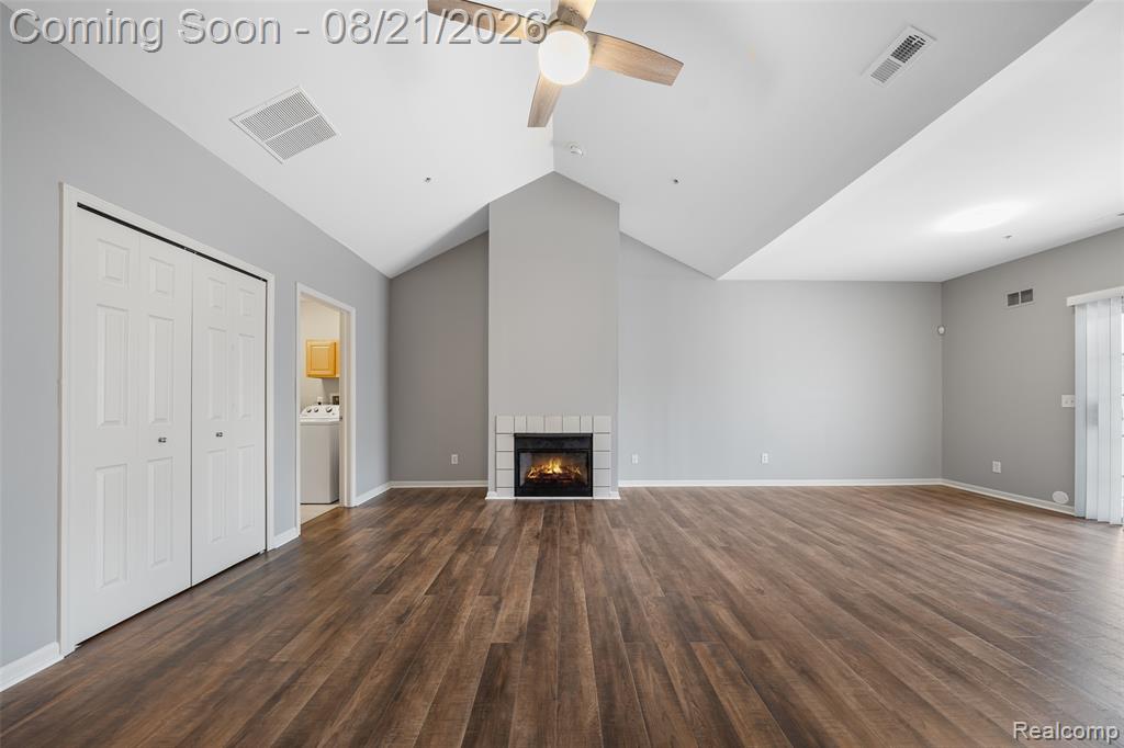 9201 Addington Drive Property Photo 4
