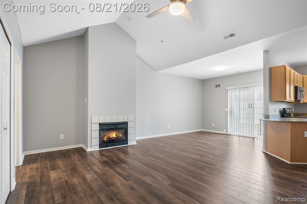9201 Addington Drive Property Photo 7