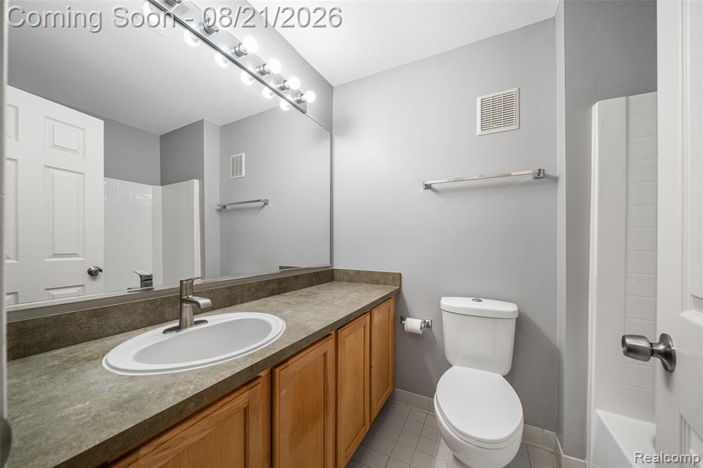 9201 Addington Drive Property Photo 12