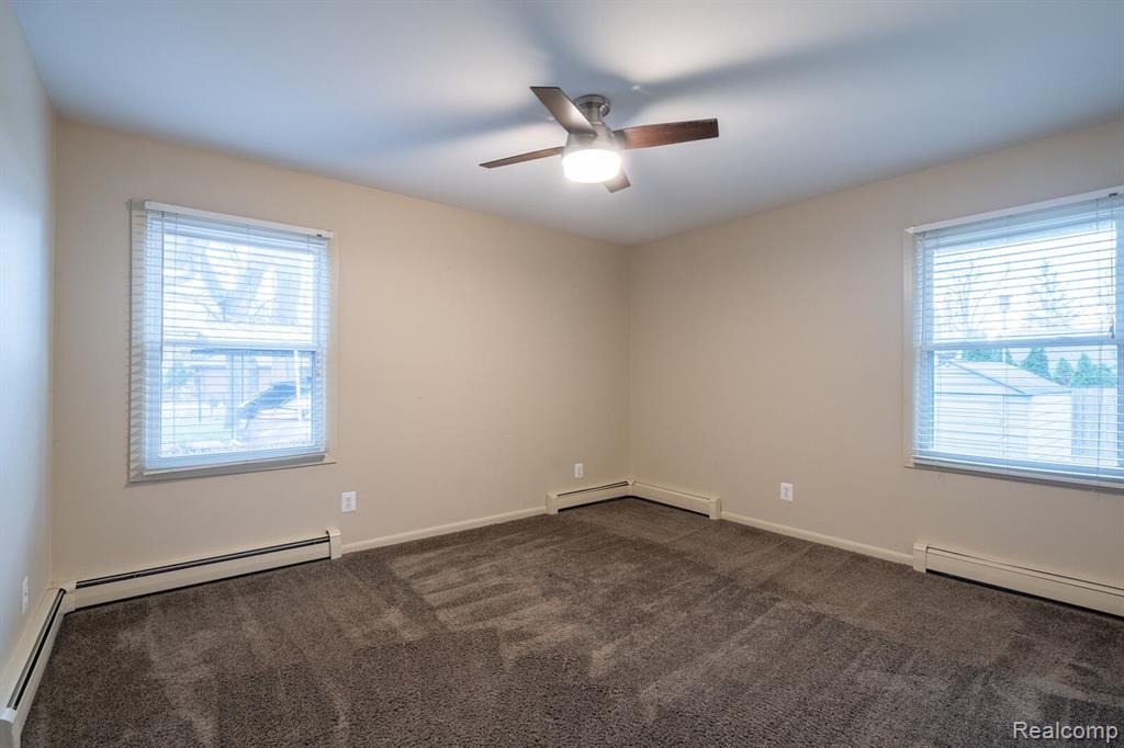 526 Midland Boulevard Property Photo 14