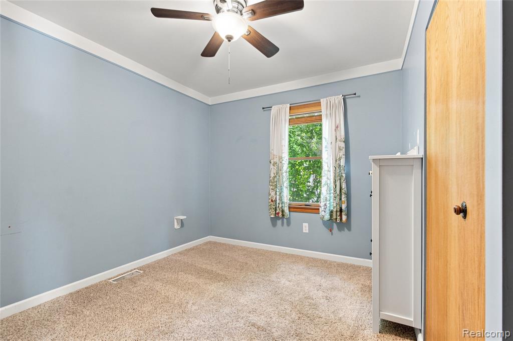 21814 Parker Street Property Photo 17