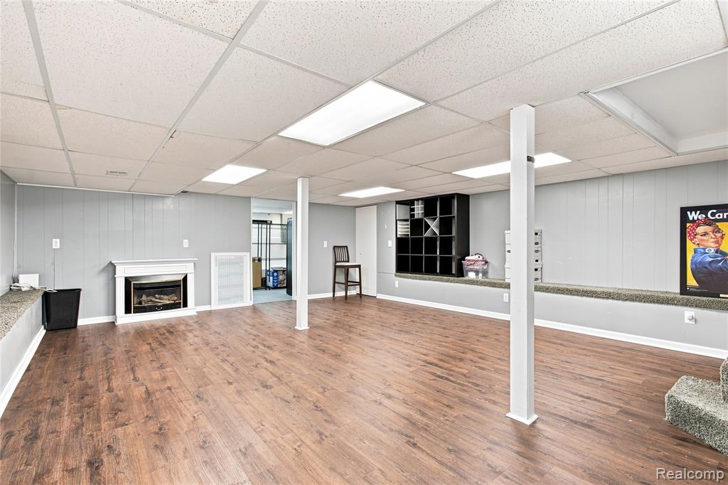 21814 Parker Street Property Photo 24