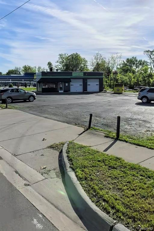 36320 S Gratiot Avenue Property Photo 1