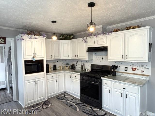 6196 Green Lake Court Property Photo 3
