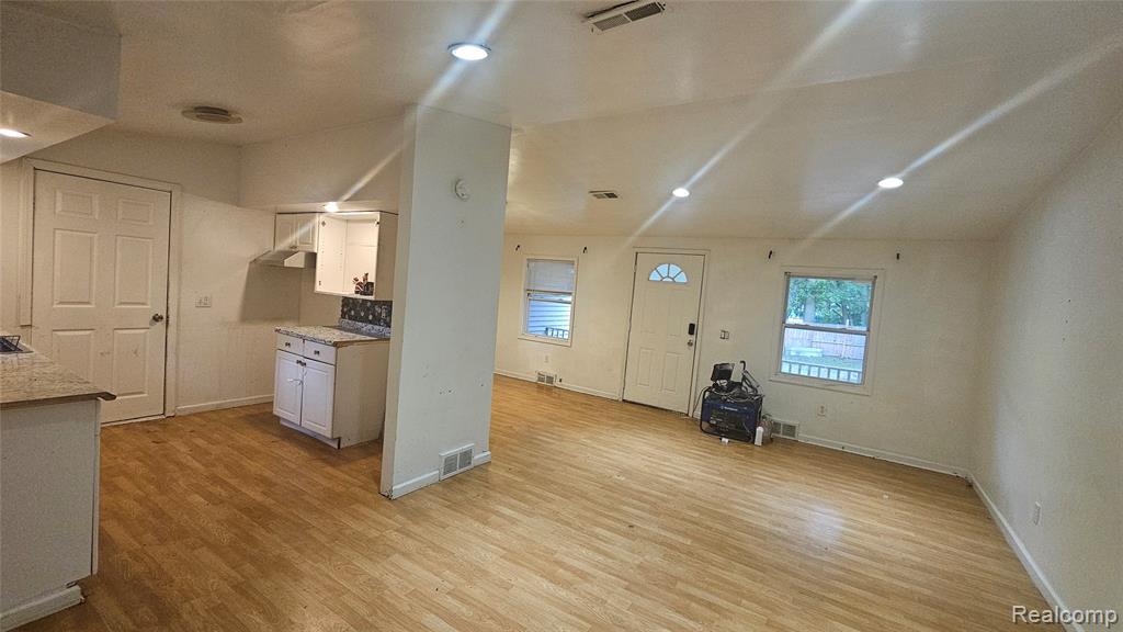 632 Victoria Avenue Property Photo 9
